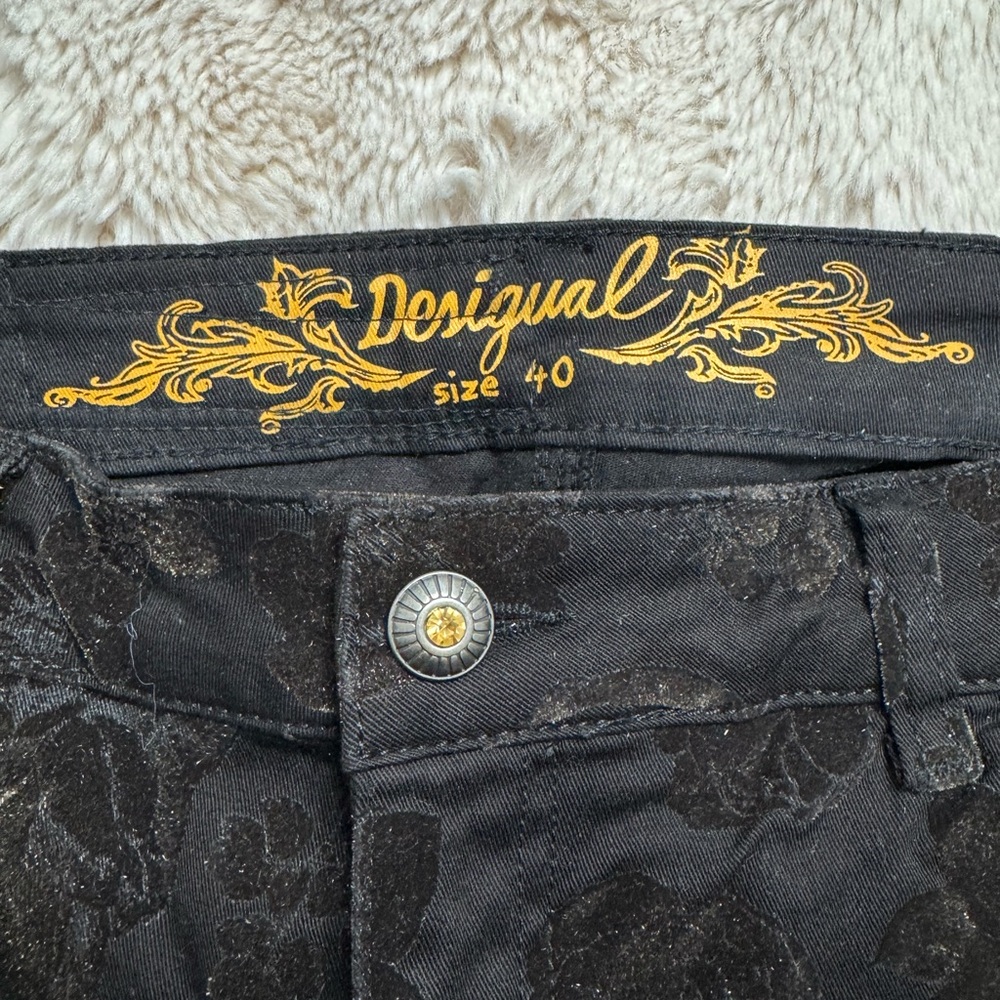 NWOT Desigual Black and Olive Velvet Floral Straight Pants - Picture 7 of 8